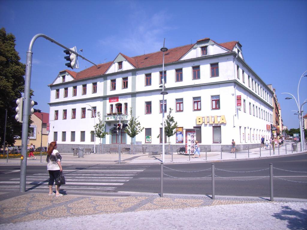 Grand Tábor Hotel Exterior foto